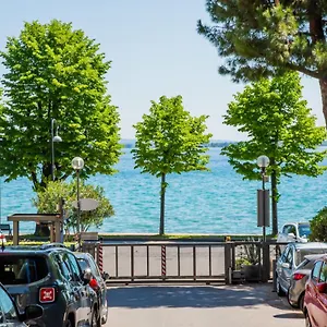 Marialuisa's - Le Rive Del Apartment